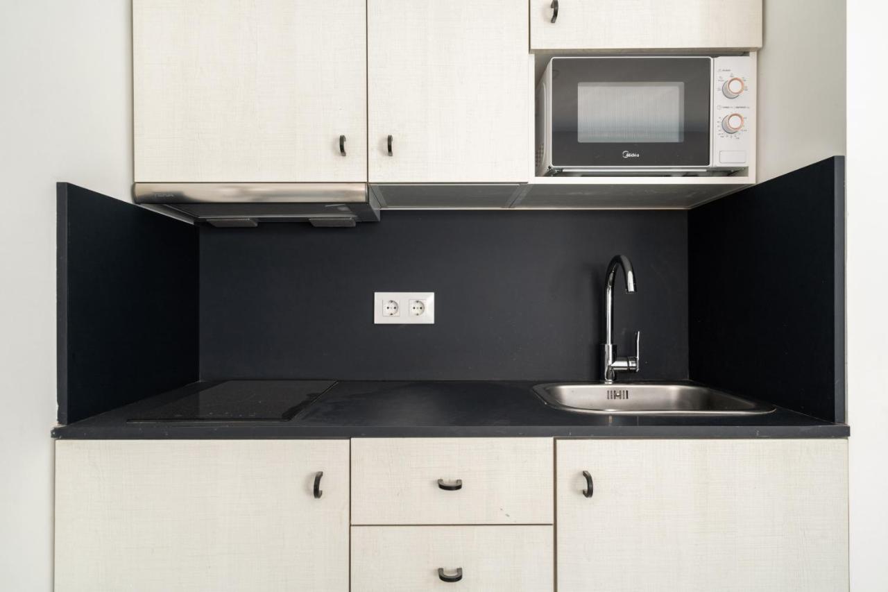 Apartamentos Reformados En Madrid Rio Bagian luar foto